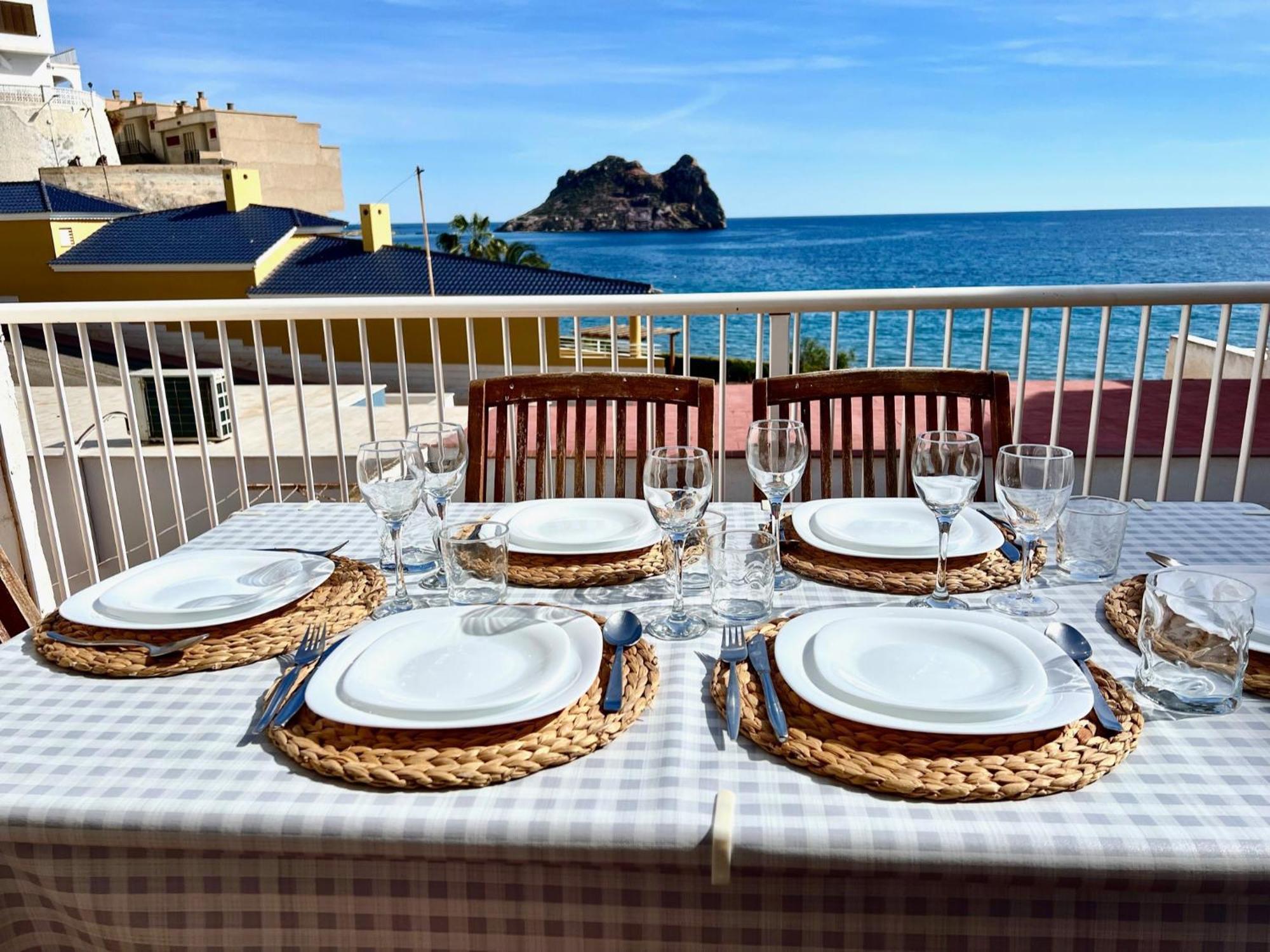 La Paloma, Chalet A Pie De Playa Агилас Экстерьер фото